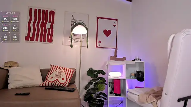 Emi_luv webcam