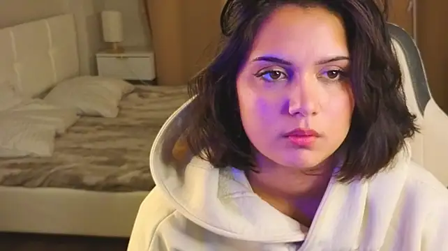 VivienRoss_ webcam
