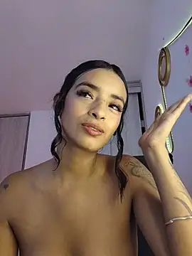 Annacherry_77