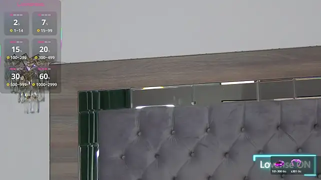Lorehottie live cam on StripChat