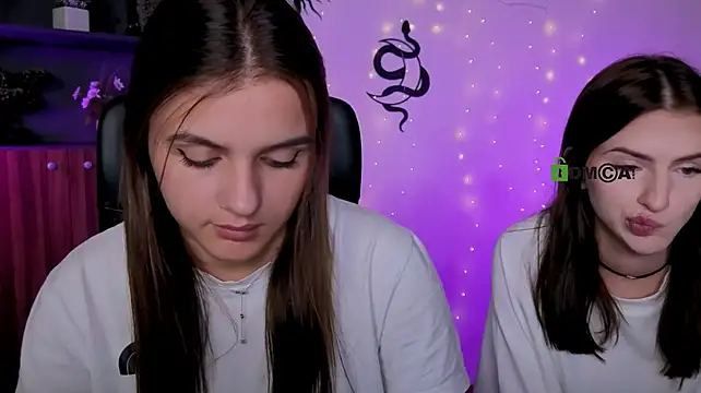 lisa_dark_