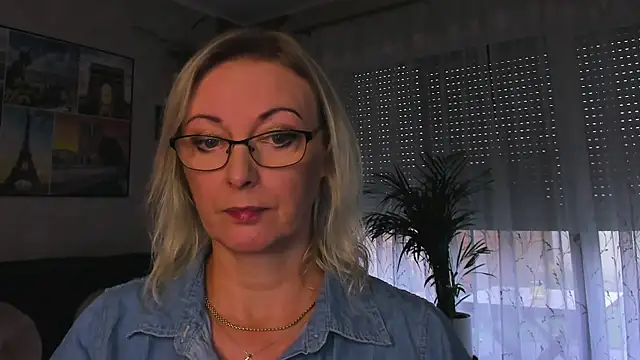 vanessa_chat