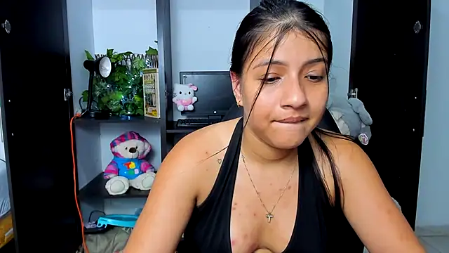 zara_cute webcam