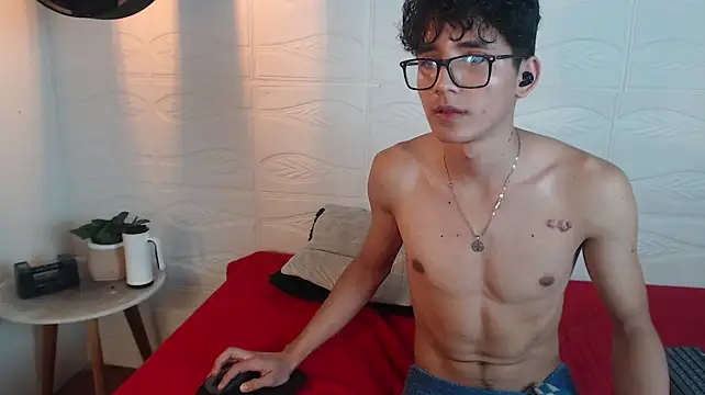 tim_cooper live cam on StripChat
