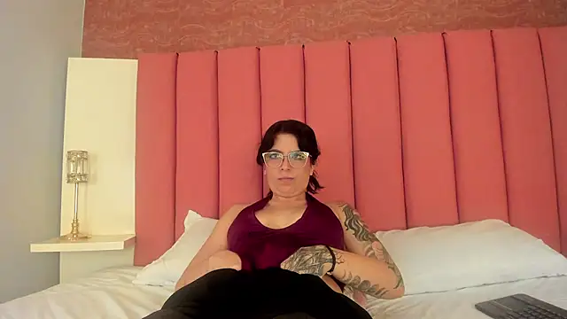 littlespots (F teen) - Doggy position