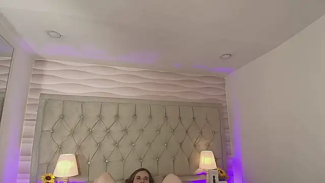 Emely_CaroFg webcam