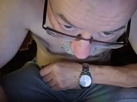cumloverboyxx69