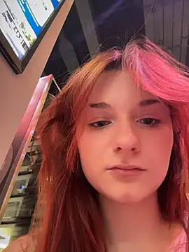saintmaya (F teen) - Twerking without panties💕🍓