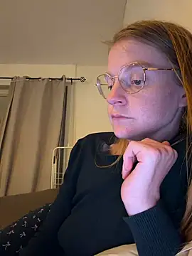jannis1992 live cam on StripChat