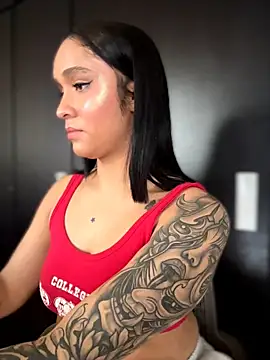 Isabella-Teen