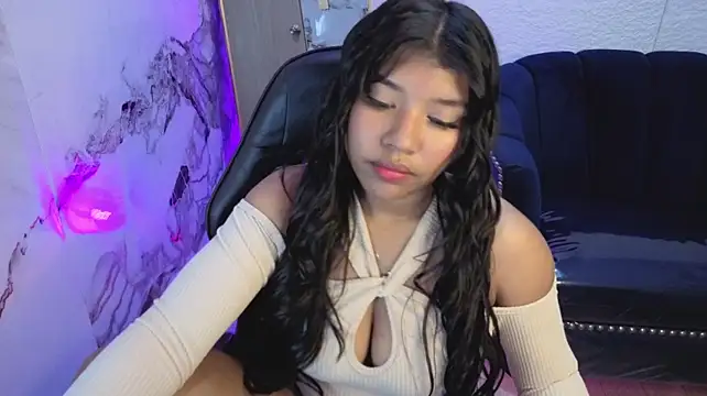 Stephanny26_v_