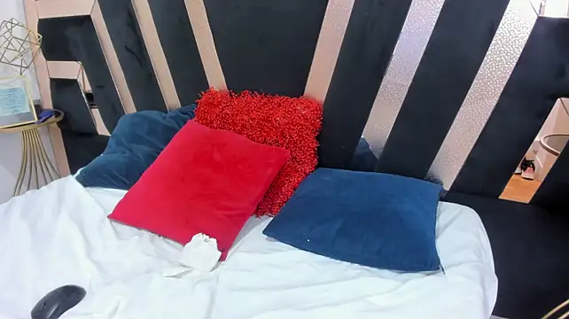 Celeeste_prado webcam