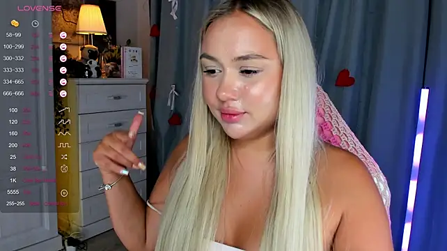 _Loneve__ webcam