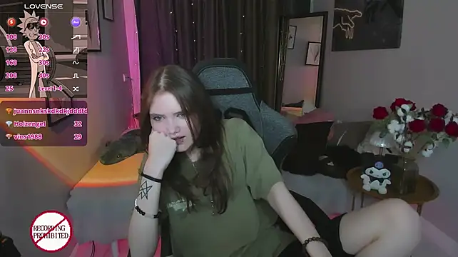 Dilara_xBaby live cam on StripChat