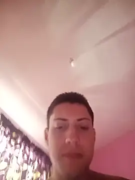 carlitos7381 (M twink) - Lluvia de leche