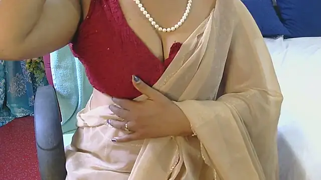 Mallu_Manisha