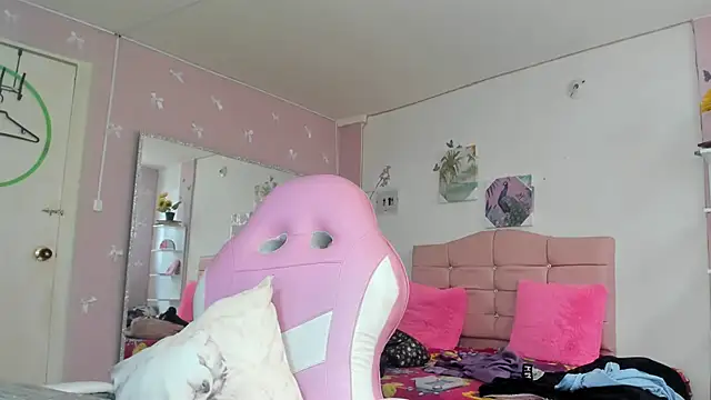 Santy_bigcock_01
