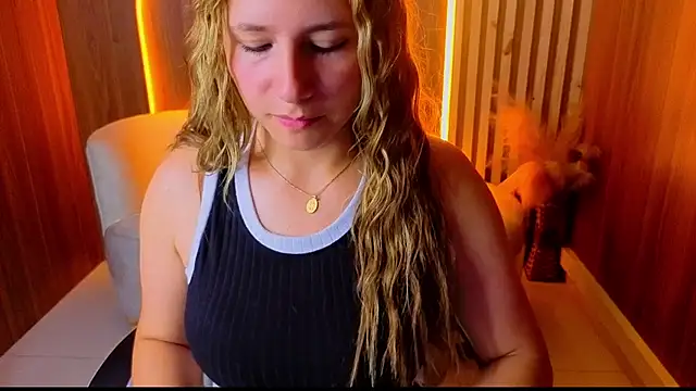 Aratna_Blonde_Tx