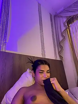 VeronicaSaenzx webcam