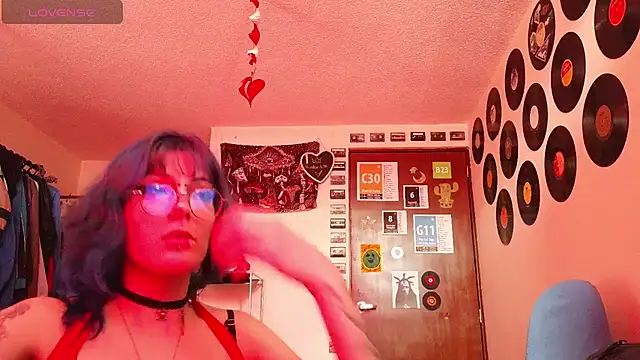 Rossiee_huntt webcam