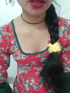 Hot_Riya_999