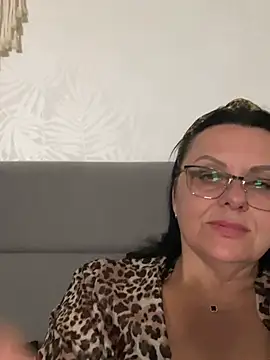 Vanillaecho7632 live cam on StripChat