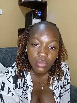 queenpee254 webcam