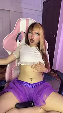 CHWOONIE live cam on StripChat