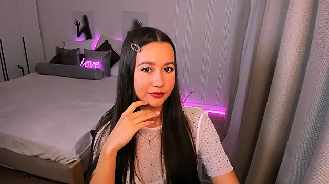 GabrielleEvy webcam