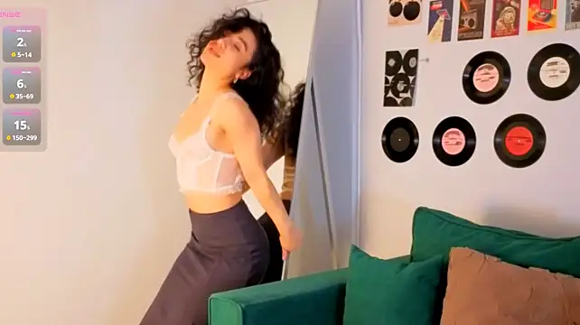 Maya_Rogerss webcam