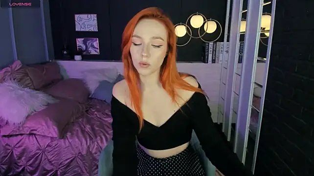 ZlataSaar webcam