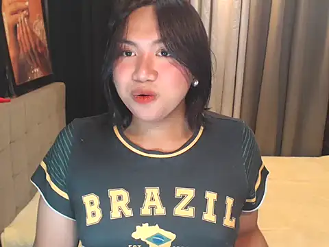 AsianHotPrecious webcam