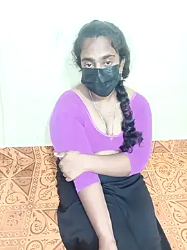 Lilly-099 webcam