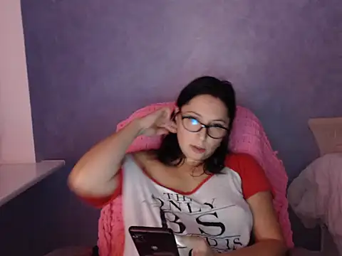 LuckyLisa23 webcam