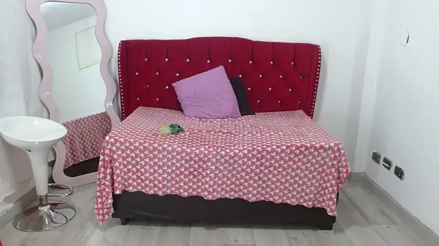 Kasandra_Cortez webcam