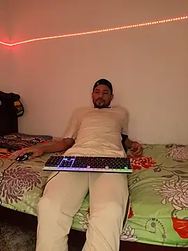 Cris_LaCobra_ webcam