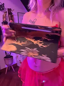 SpicyKalea webcam