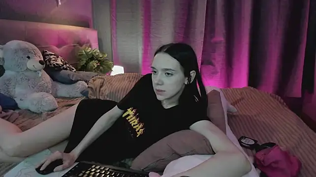 Lesi_Moonie01