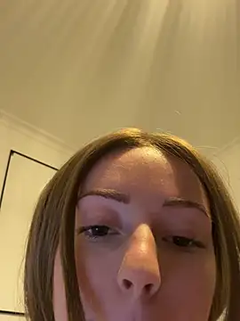 aelyx_7 live cam on StripChat