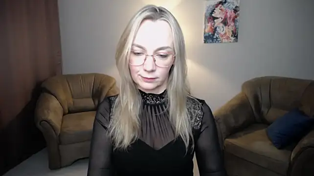Ava_Elior webcam