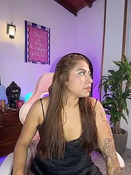 ThamaraGen_ webcam