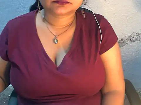 Saniya_K2 webcam