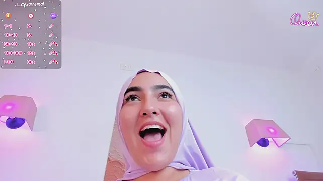 Malika_Noor webcam