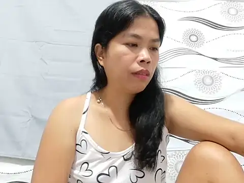 Hotpinaymorena webcam