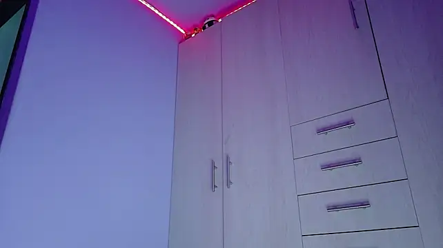 Mia-Wilde-18 webcam