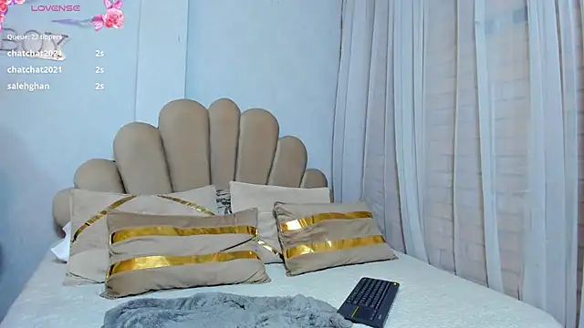 CharlotteBombon webcam