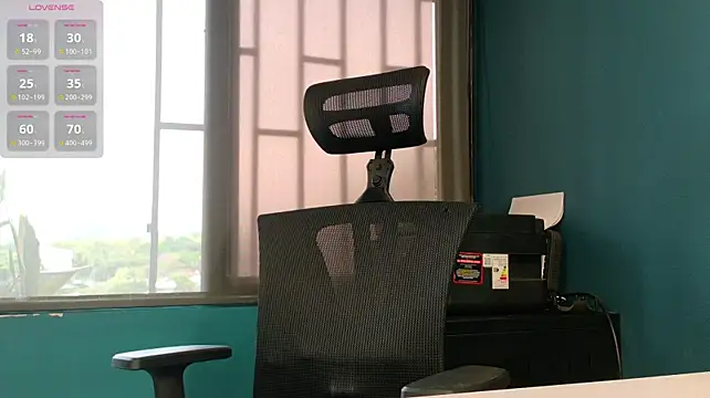 tommyy- webcam