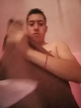 carlitos7381 (M twink) - Lluvia de leche