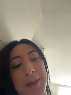 keilelewis live cam on StripChat