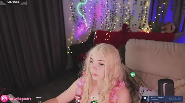 msinfinity live cam on StripChat